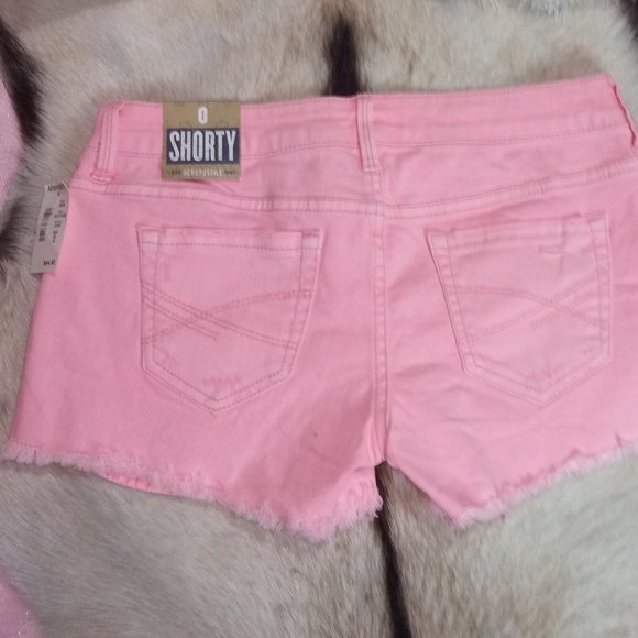 AEROPOSTALE  PINK JEAN DENIM SHORTS - Picture 6 of 8